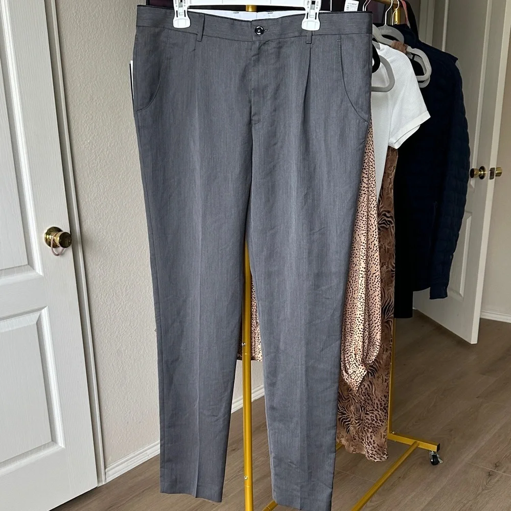 Zara Gray Dress Pants with Classic Straight-Leg Cut